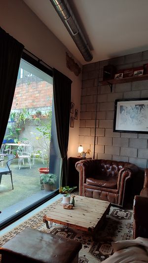 Local at Mur Marxinal in Ourense