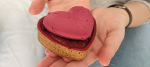 Raspberry & hibiscus tartlet at Les Herbes Folles in Dourdan