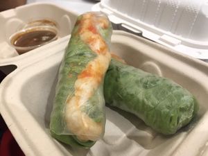 Summer rolls at Loving Hut - King St in Honolulu