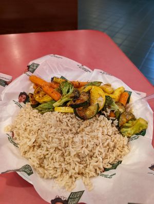 Spicy stir fry at Eliza's Vegan Café in Florence