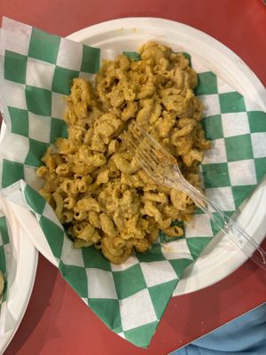 Mac and cheese   at Eliza's Vegan Café in Florence