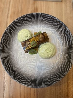 Eekhoorntjesbrood en kastanje champignon terrine   at Kasvio in Utrecht