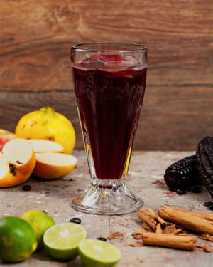 Chicha Morada: Beverage made out of purple corn, pineapple, quince, with a touch of lemon and cinnamon, sweetened with natural stevia. at V-Wraps in Lima
