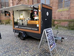 The food truck at FrohNat - DessertX in Freiburg