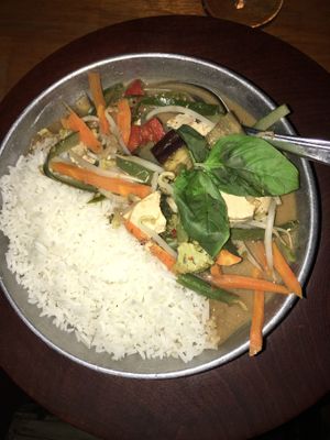 Green curry at Punch Curry Bar in Buenos Aires