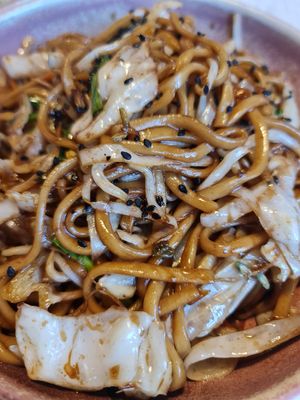 Vegan BBQ Shanghai noodles at Midnight Shanghai in Christchurch