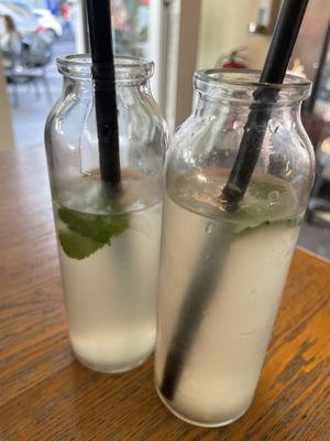   at Lezizel Manti in Cologne