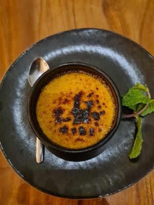 creme brulee at Element Vegetarian in Phnom Penh