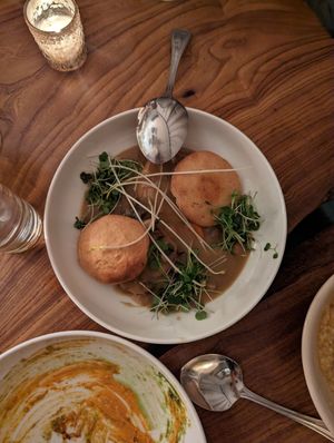 Biscuit and gravy 7/10 at Cadence in New York City