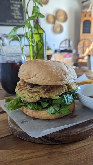 Vegan burger at Verde in Granada