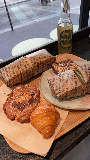 Todo increíble! at Land & Monkeys - Pernety in Paris