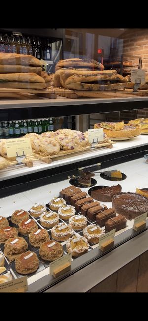   at Land & Monkeys - Pernety in Paris