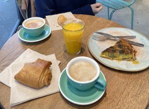 😍  at Land & Monkeys - Pernety in Paris