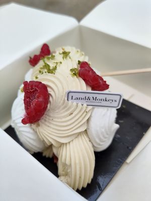  at Land & Monkeys - Pernety in Paris