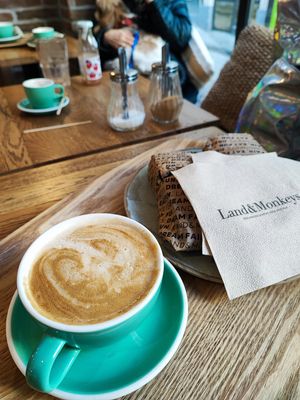  at Land & Monkeys - Pernety in Paris