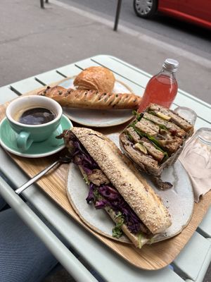   at Land & Monkeys - Pernety in Paris