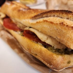 Pesto sandwich at Land & Monkeys - Pernety in Paris