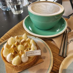 Merengue at Land & Monkeys - Pernety in Paris