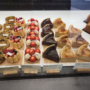  at Land & Monkeys - Pernety in Paris