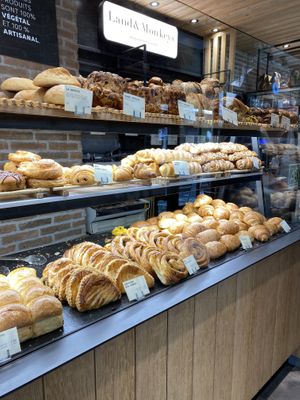   at Land & Monkeys - Pernety in Paris