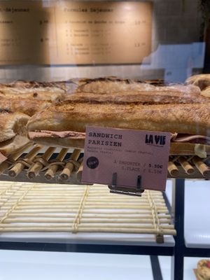   at Land & Monkeys - Pernety in Paris