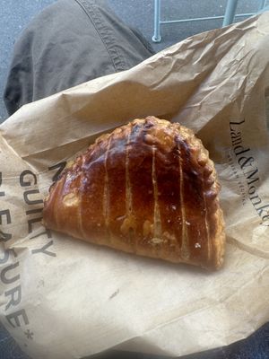   at Land & Monkeys - Pernety in Paris