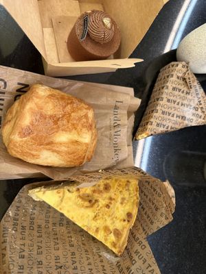   at Land & Monkeys - Pernety in Paris