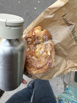   at Land & Monkeys - Pernety in Paris