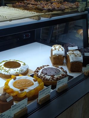 Pastries at Land & Monkeys - Pernety in Paris