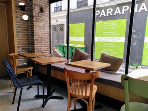 Eat-in space at Land & Monkeys - Pernety in Paris