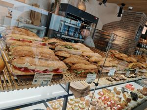 A lot of choice at Land & Monkeys - Pernety in Paris