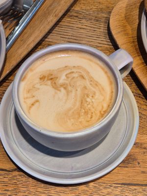  at Land & Monkeys - Pernety in Paris