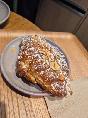  at Land & Monkeys - Pernety in Paris