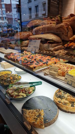 Savoury dishes at Land & Monkeys - Pernety in Paris