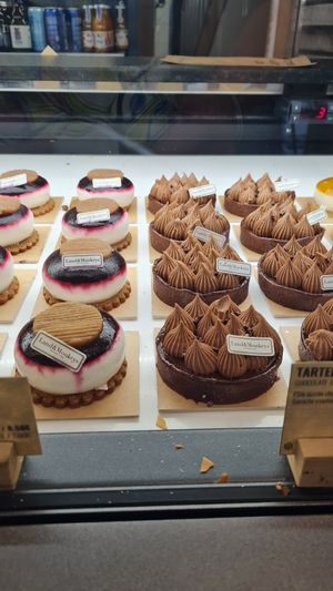  at Land & Monkeys - Pernety in Paris