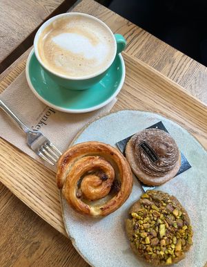   at Land & Monkeys - Pernety in Paris