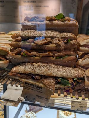  at Land & Monkeys - Pernety in Paris