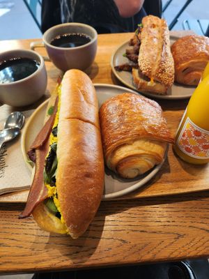  at Land & Monkeys - Pernety in Paris