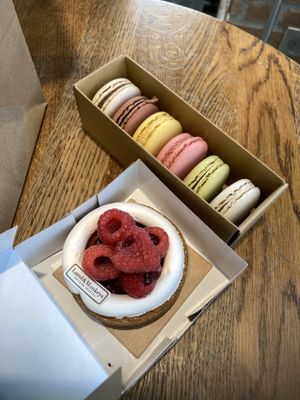   at Land & Monkeys - Pernety in Paris