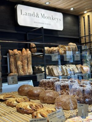   at Land & Monkeys - Pernety in Paris