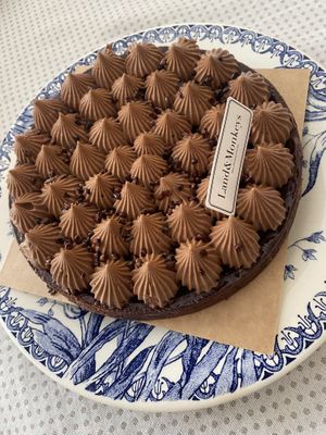 24€  at Land & Monkeys - Pernety in Paris