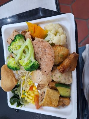 Loaded buffet plate at Shou-Yu Vegetarian Buffet in Kaohsiung