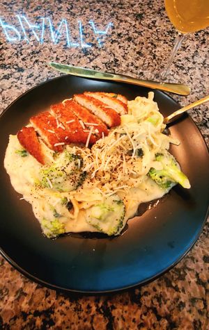 Chicken 🥦 fettucini alfredo #Veganuary at PiANTA in Providence