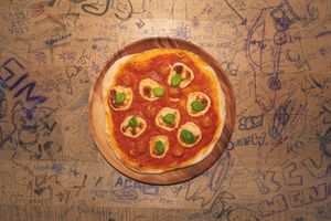 1. LA FAMILIA at Pizza Riotz in Muenster