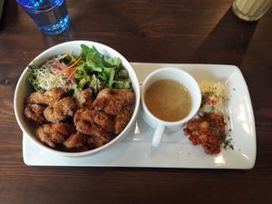 "Deep fried vegan soymeat bowl set" aka vegan karaage at Rainbow Bird Rendezvous in Tokyo