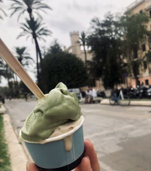 🤌🏼 at Rivareno - Plaça de la Llotja in Mallorca