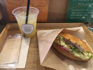 Vegan Bahn Mi with eggless tofu scramble at Banh Mi Tokyo in Tokyo