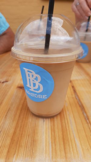  at Brødre Bageri in Tejn