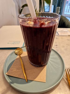 Smoothie at BeBo Cold Press -  Passeig de Sant Joan Bosco in Barcelona