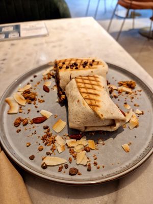 Wrap de plàtan i xocolata at BeBo Cold Press -  Passeig de Sant Joan Bosco in Barcelona